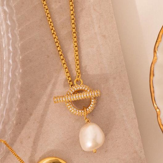 uniquely shaped Freshwater Pearl necklace